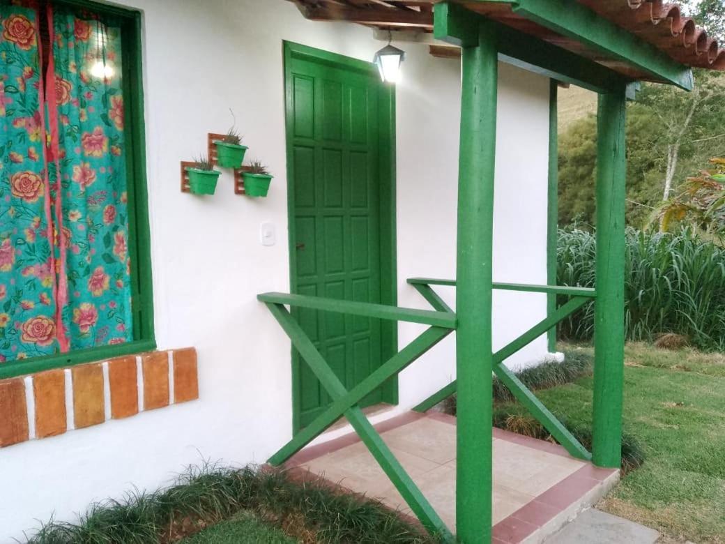 Pouso Jambo Rosa Valenca (Rio de Janeiro) Exterior foto